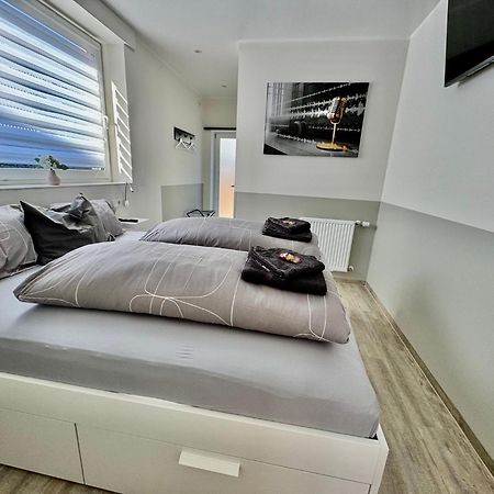 Gaestezimmer Beate Und Ferienwohnung Rheda Wiedenbrueck Екстериор снимка