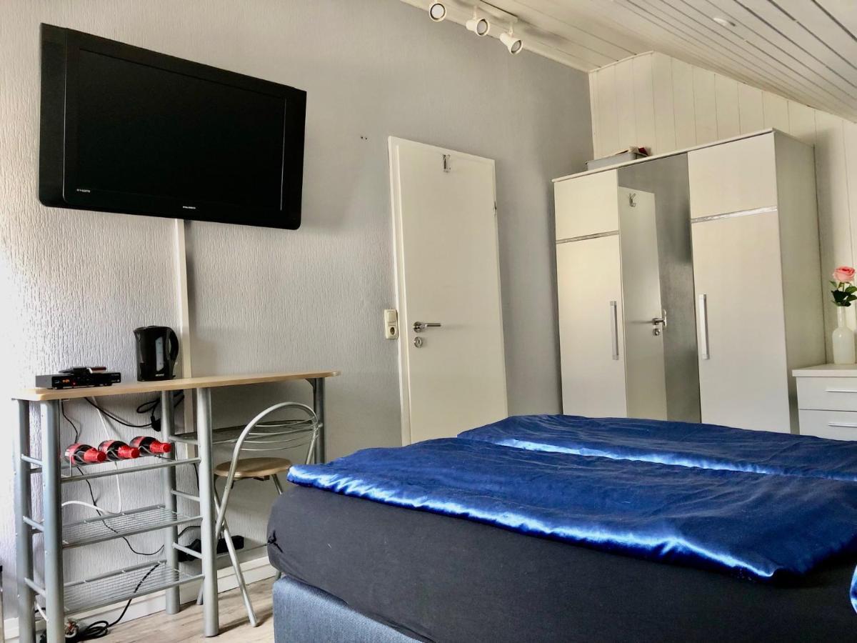 Gaestezimmer Beate Und Ferienwohnung Rheda Wiedenbrueck Екстериор снимка
