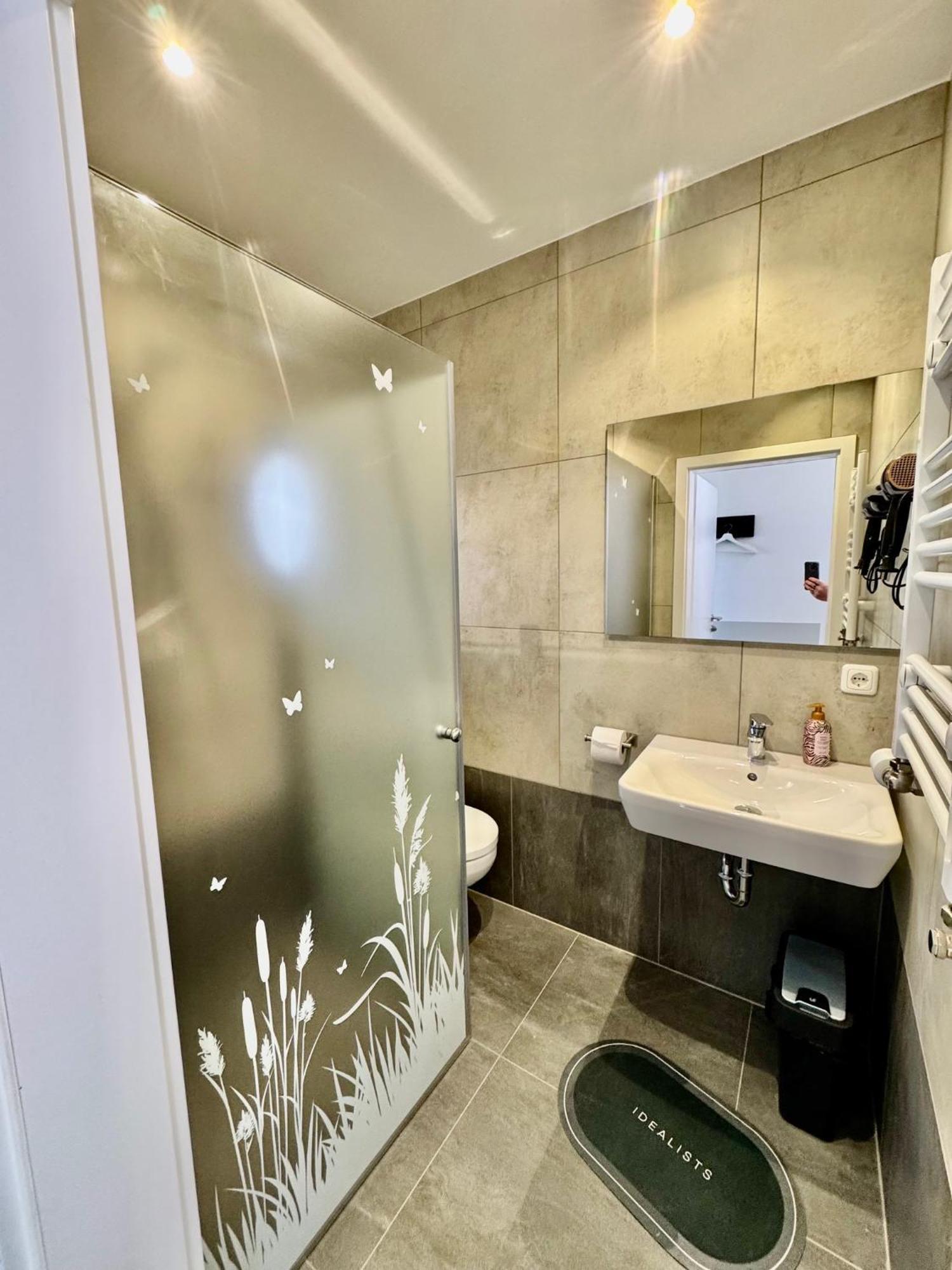 Gaestezimmer Beate Und Ferienwohnung Rheda Wiedenbrueck Екстериор снимка